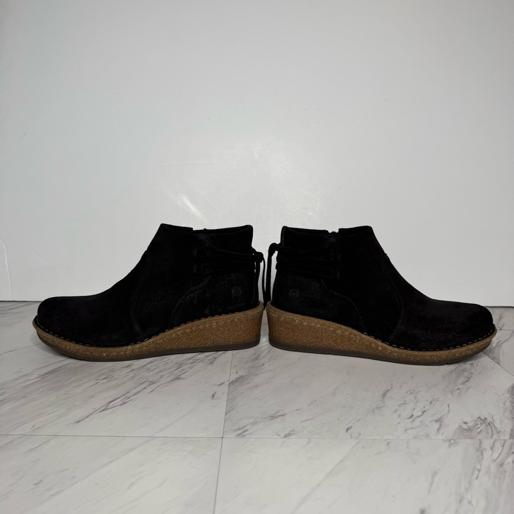 New! Born Viana Black Distressed Wedge Bootie 9 1/2 - Picture 7 of 14